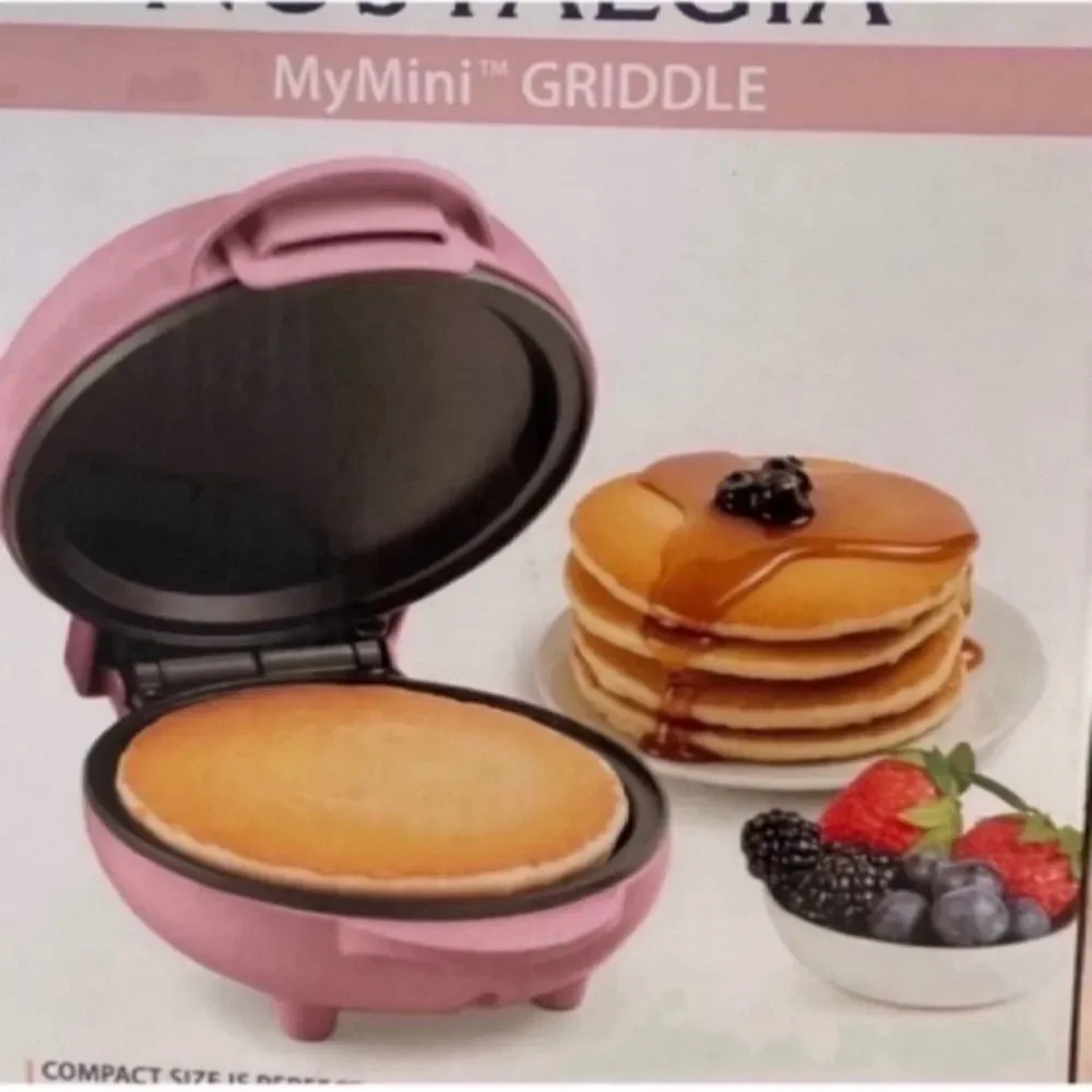 Nostalgia MyMini pink Griddle  And Mini Personal Sandwich Maker Bundle